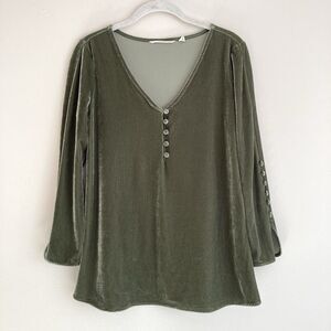 Soft Surroundings Green Velvet Top Womens Size XS Split Sleeve Button Detail